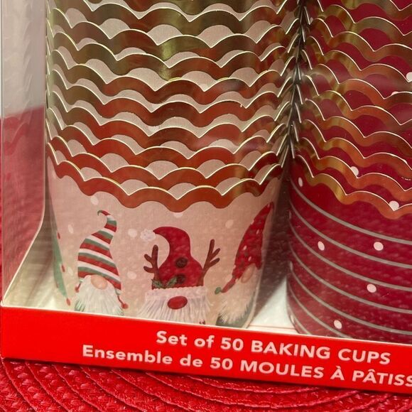 Real Simple Baking Cups Gnome 50 pieces NWT - Picture 3 of 5